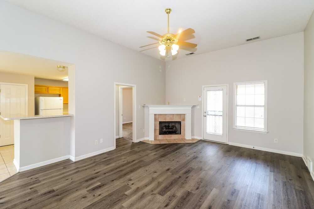 7248 Bridgefield Dr - Photo 6 of 17