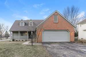 featured image of 35 Gayle Dr