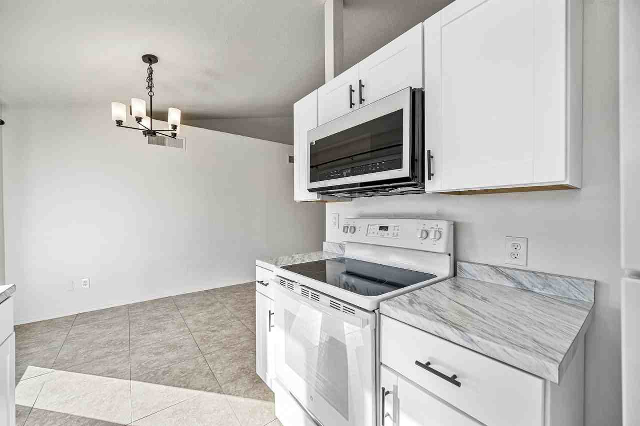 2943 East Irwin Avenue - Photo 6 of 20