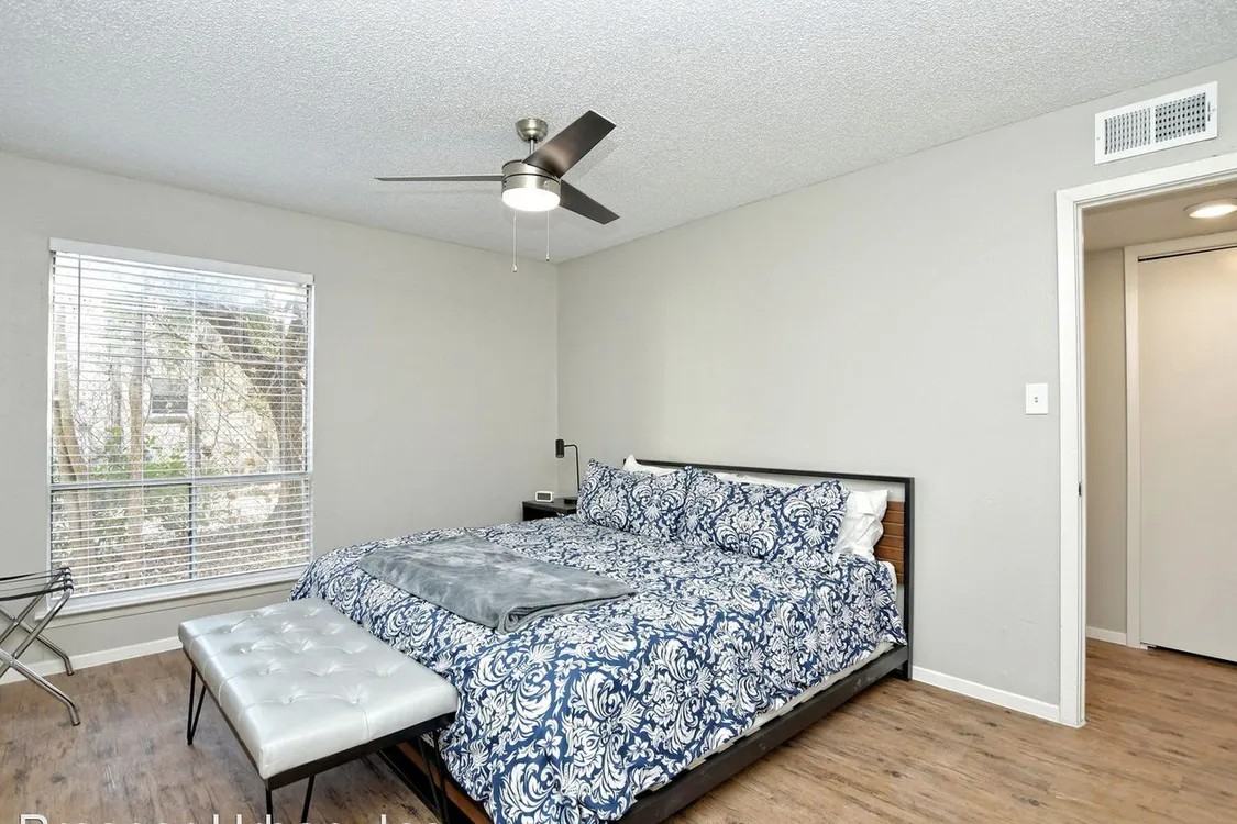 Berkman Dr & U.S. 290 Frontage Rd #108 - Photo 4 of 4