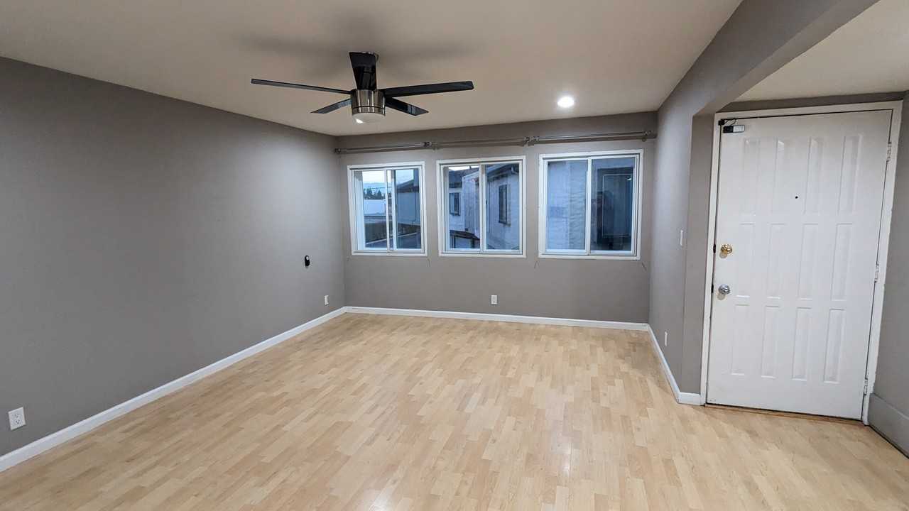 1031 Clyde Avenue #1804 - Photo 4 of 39