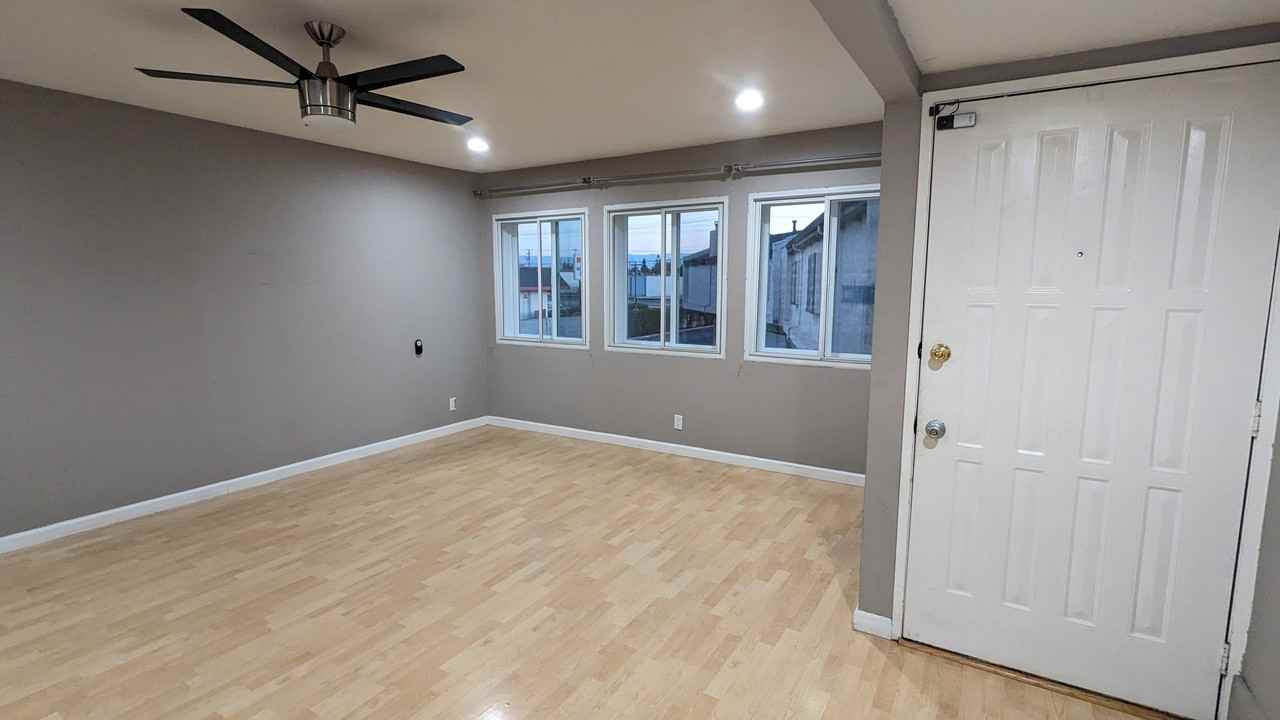 1031 Clyde Avenue #1804 - Photo 5 of 39