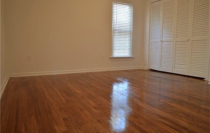 8990 Becton Rd - Photo 5 of 11