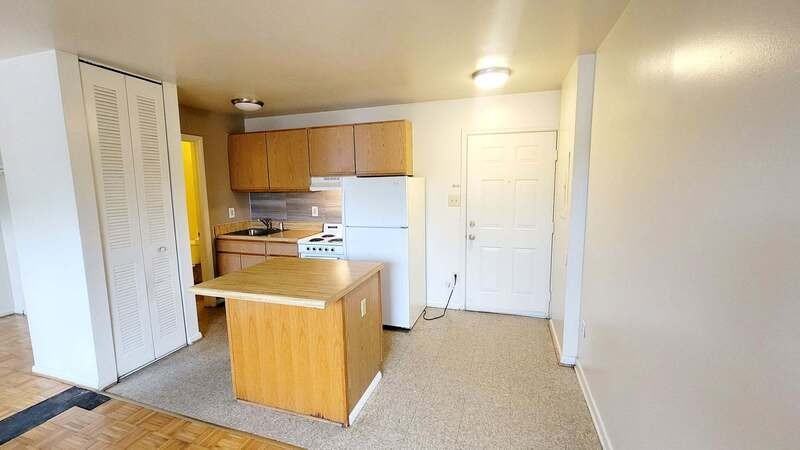 1812 Williamsburg Rd #9 - Photo 5 of 13