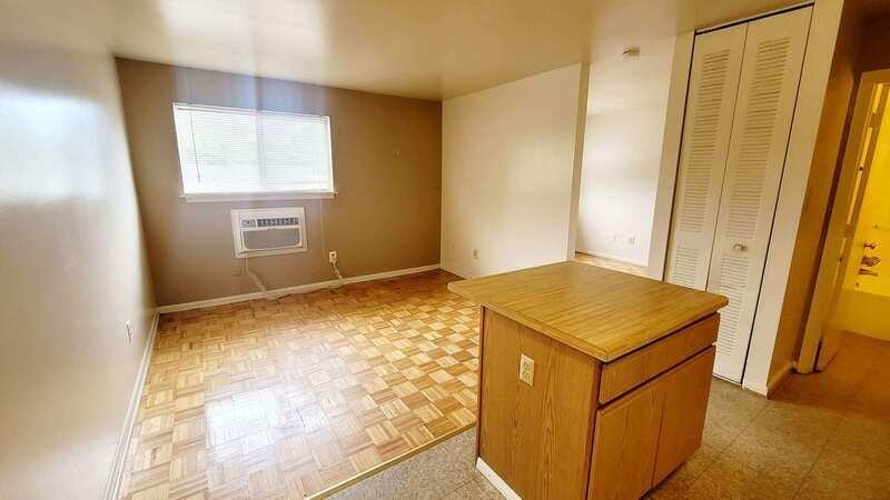 1812 Williamsburg Rd #9 - Photo 7 of 13