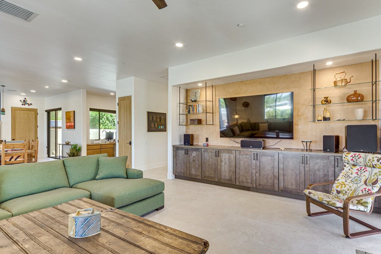 2800 Cholla Place - Photo 4 of 43