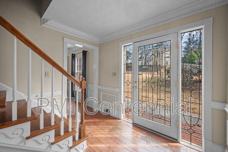 2645 Wilshire Ter - Photo 4 of 25