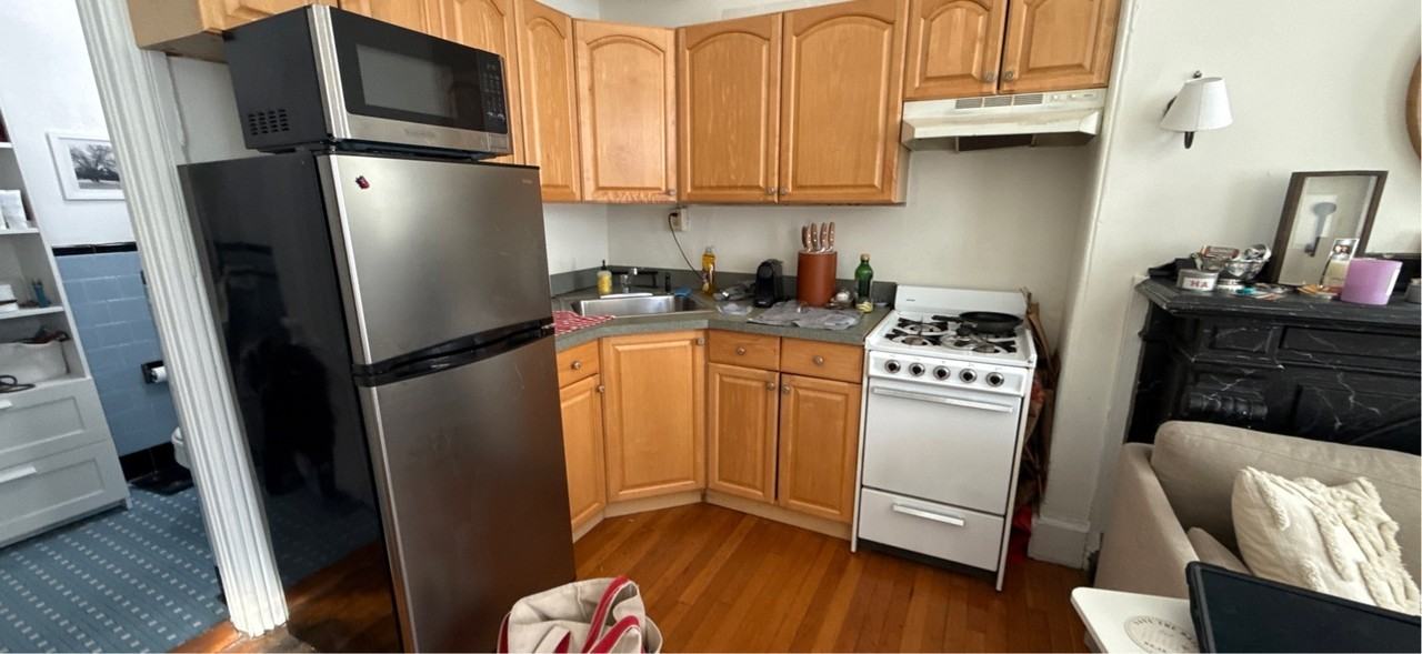 86 Charles Street - Photo 7 of 31