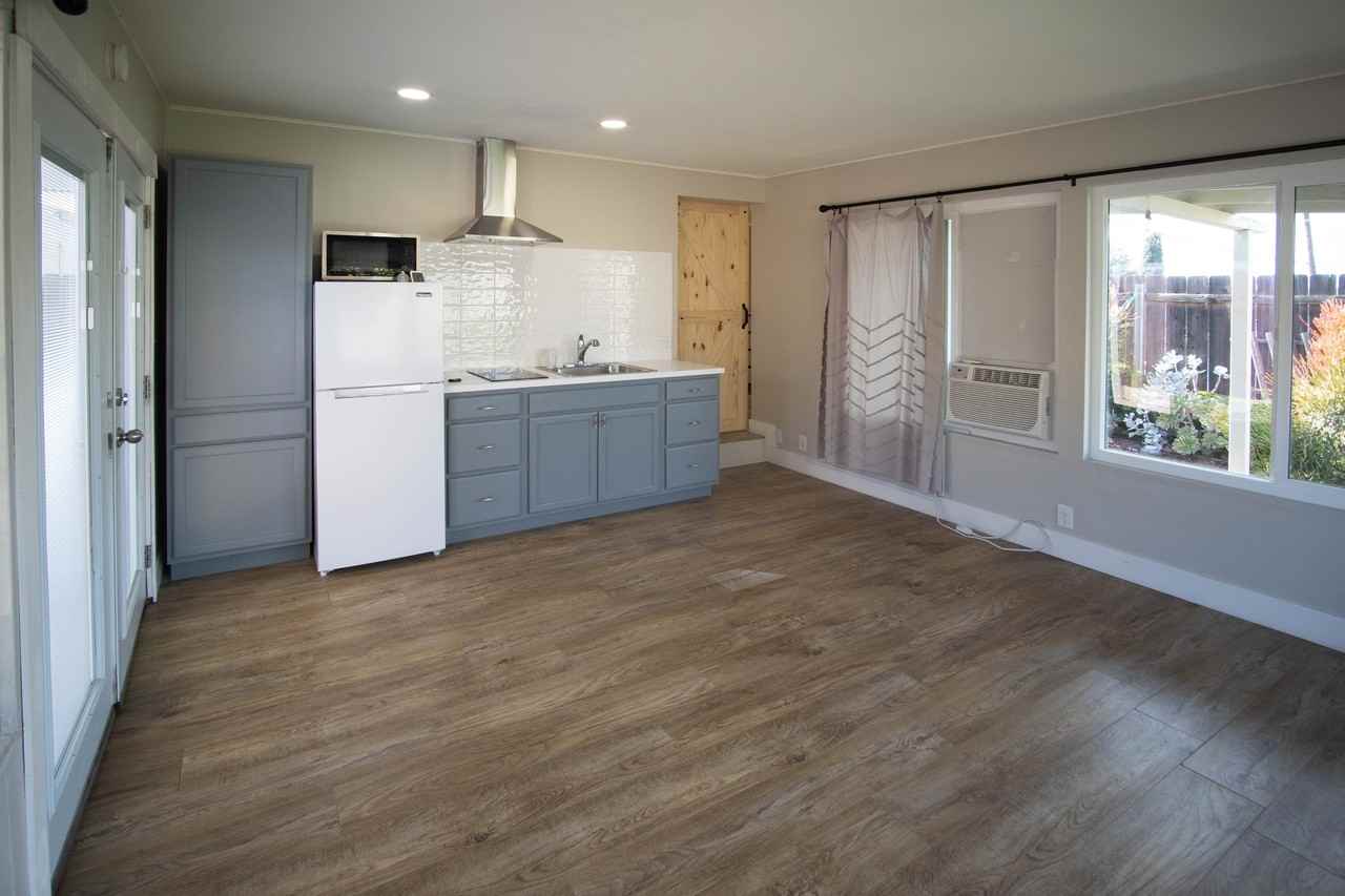 6386 Birchwood Street - Photo 4 of 29