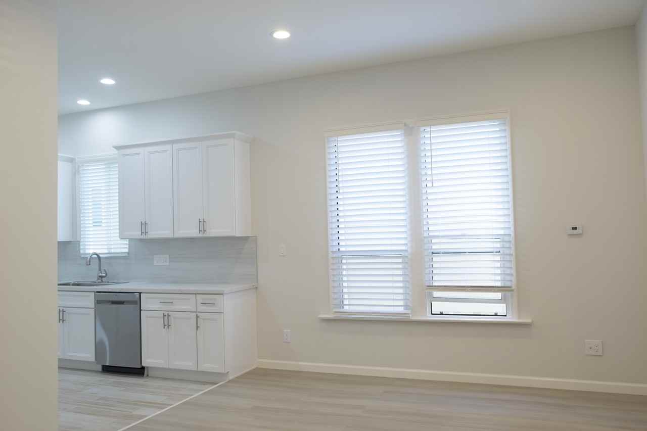 1193 9th Street - Photo 3 of 18