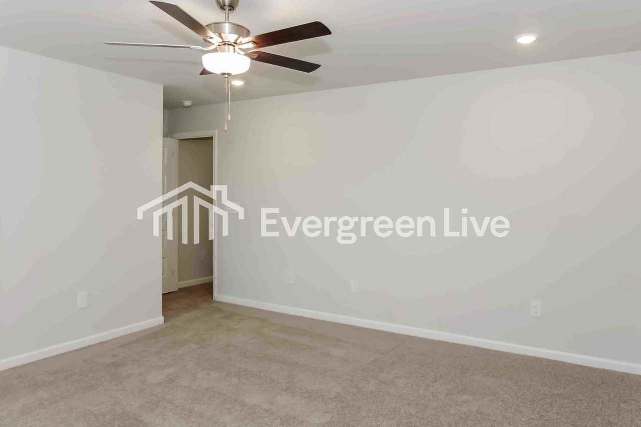 315 Allene Way - Photo 7 of 15