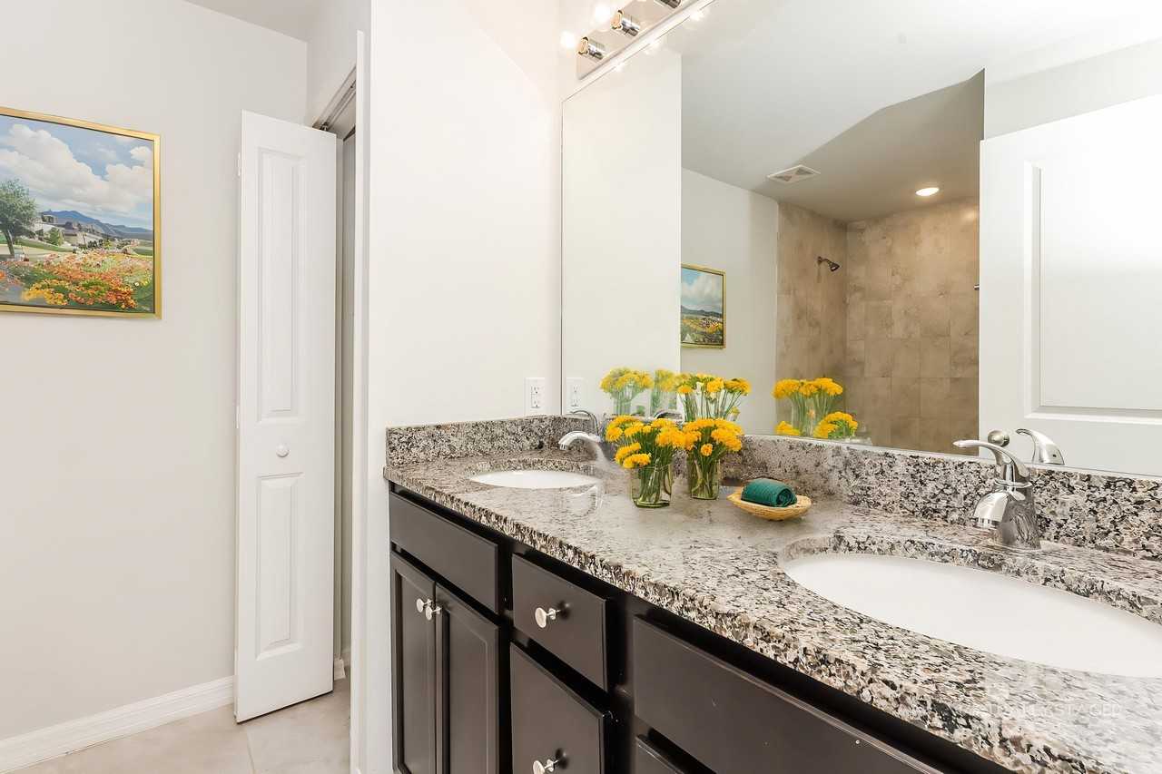 3212 44th St W - Photo 6 of 24