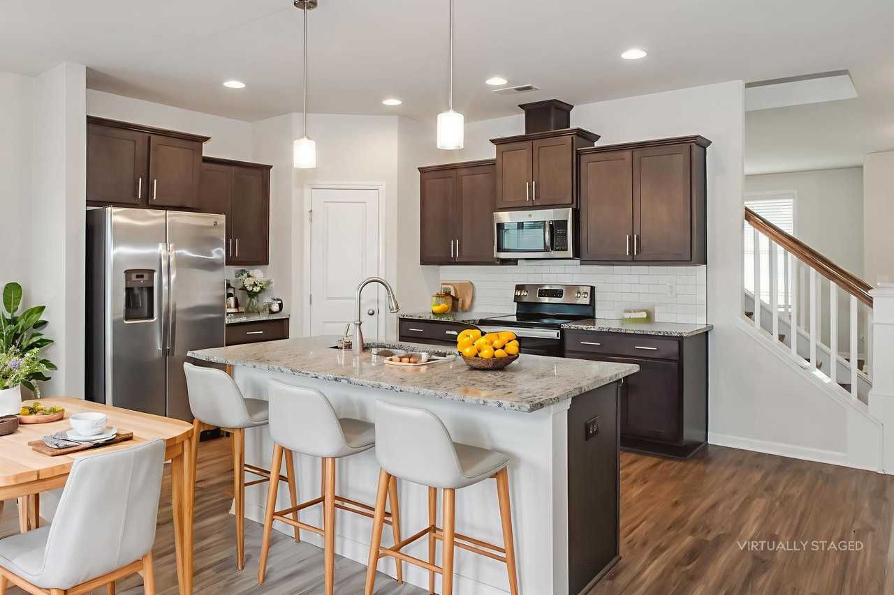 189 Cherry Laurel Dr - Photo 2 of 32