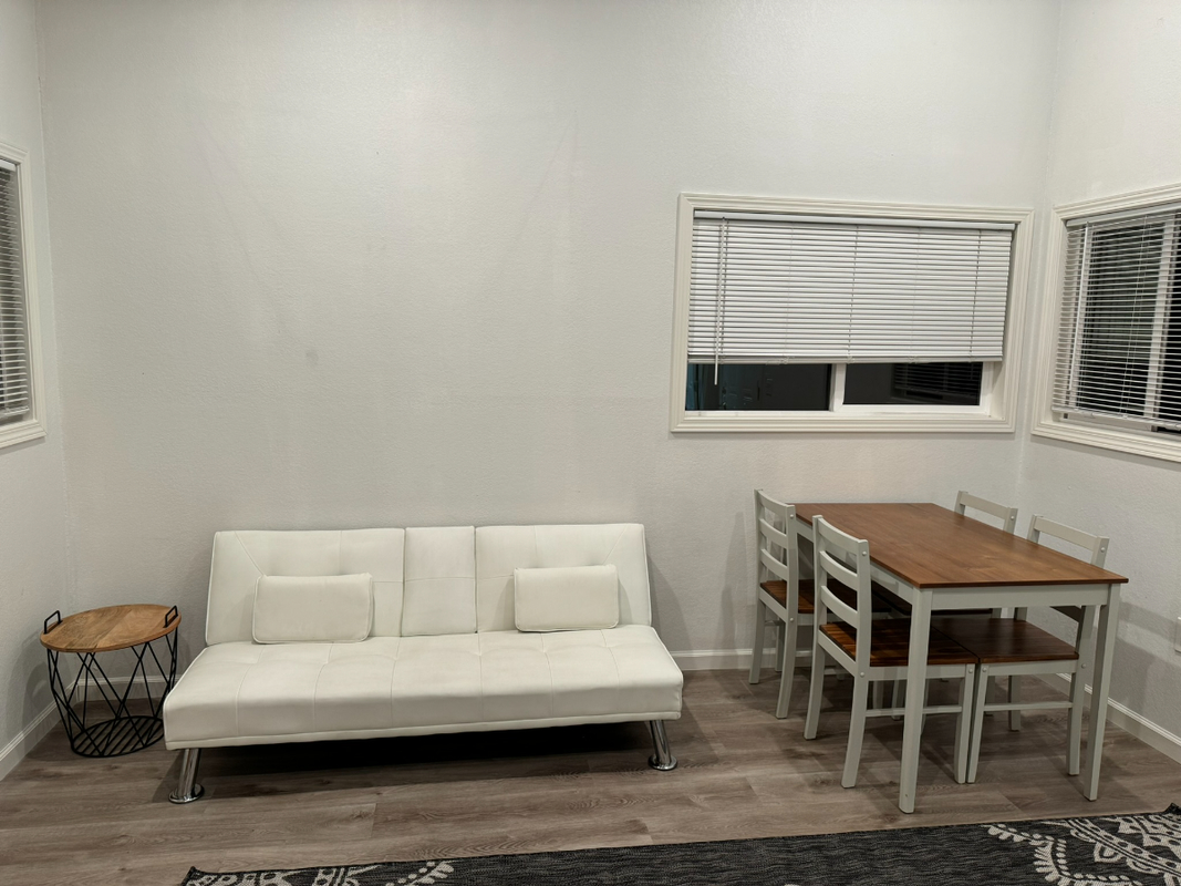 6167 Overdale Ave ##Adu - Photo 4 of 7