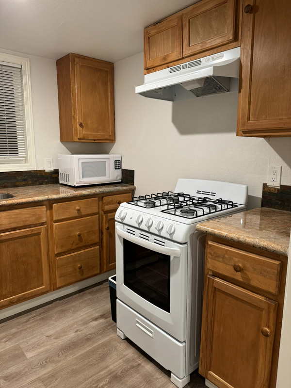 6167 Overdale Ave ##Adu - Photo 6 of 7