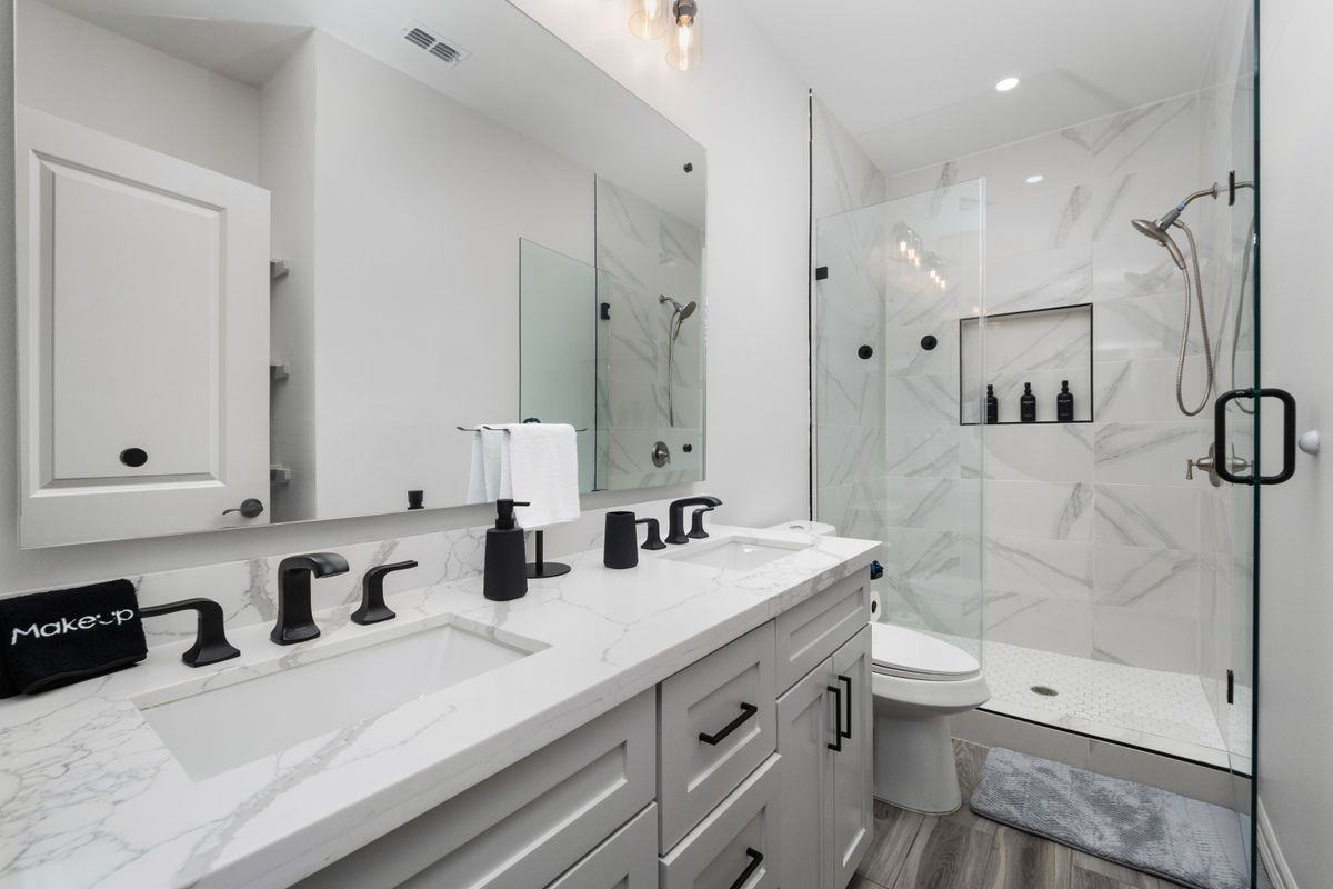 3569 Hidalgo Cir ##D - Photo 5 of 14