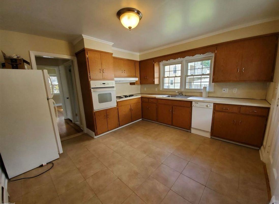 73 Turner Rd - Photo 6 of 12