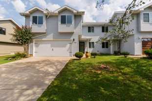 136 Travis Trl - Photo 1 of 1