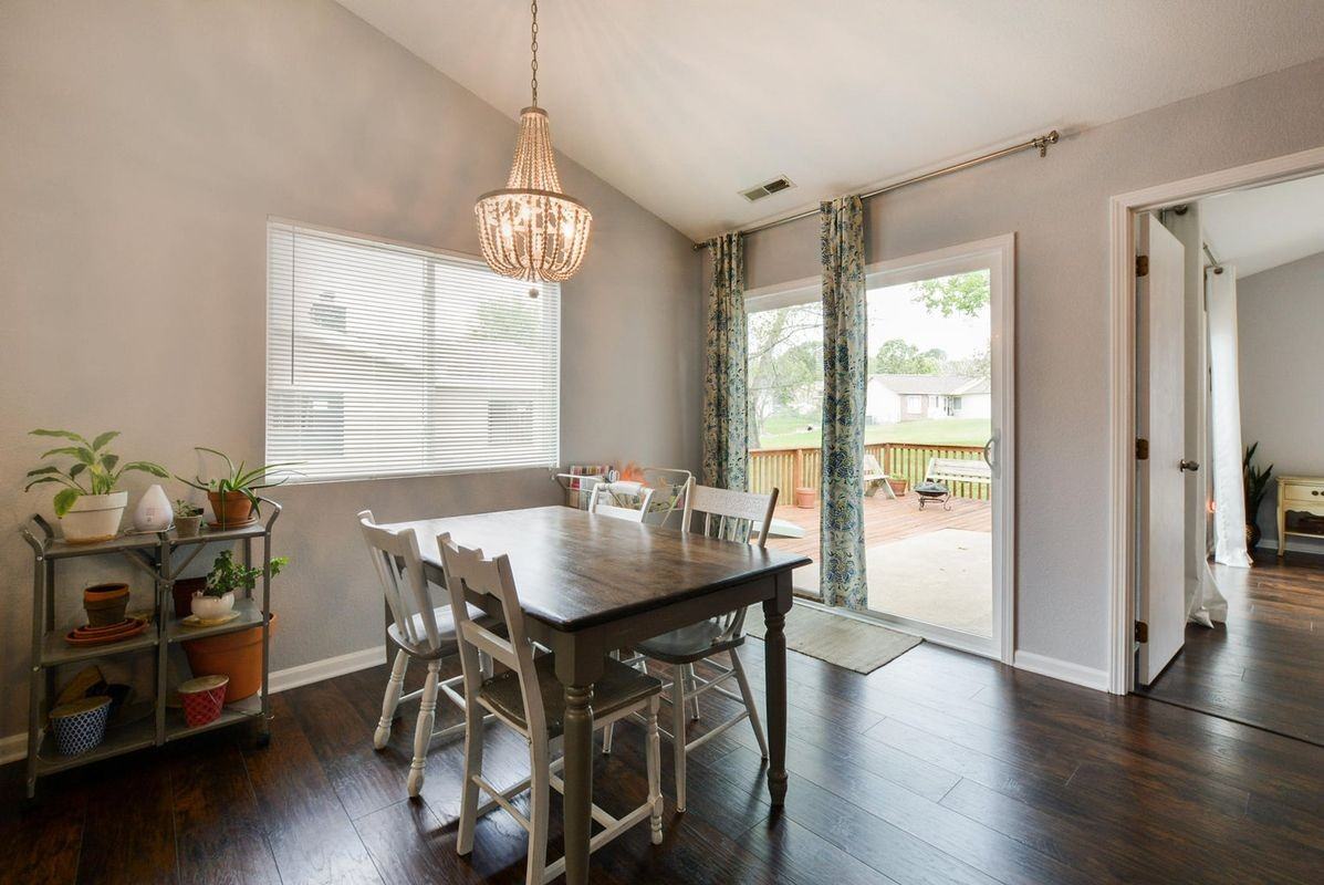 136 Travis Trl - Photo 7 of 16