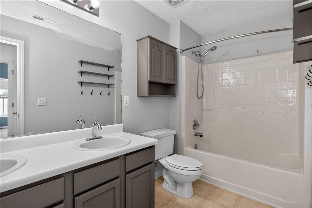 304 Fox Overlook - Photo 7 of 15