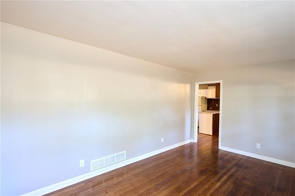 4669 Lawrenceville Hwy - Photo 5 of 18