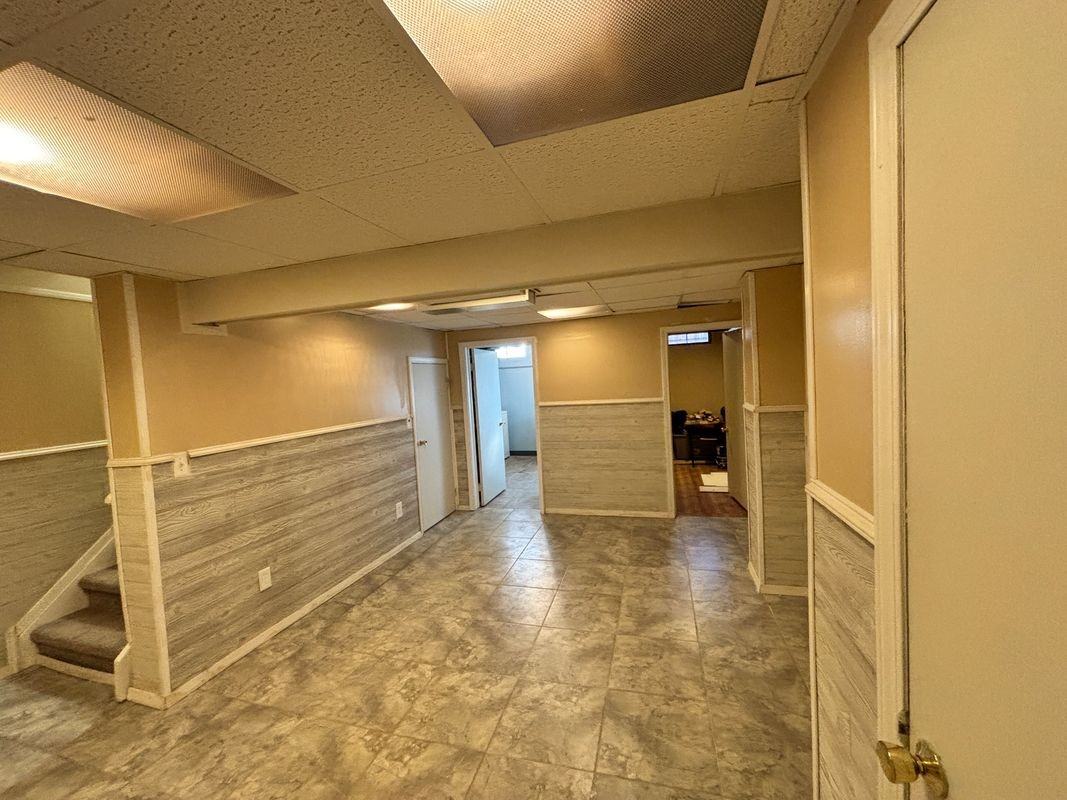 17082 Kingsbrooke Dr - Photo 2 of 13