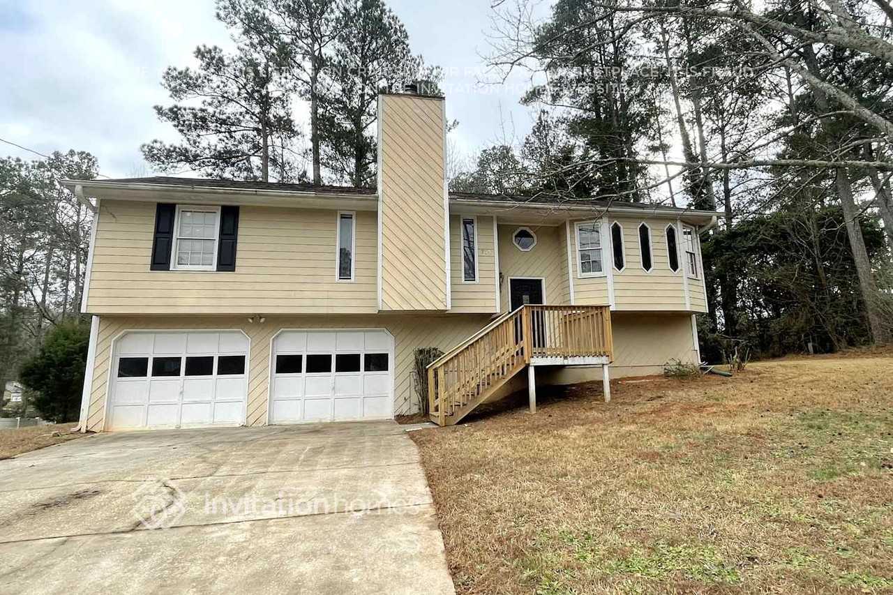 775 Bridgewater Way Se - Photo 2 of 15