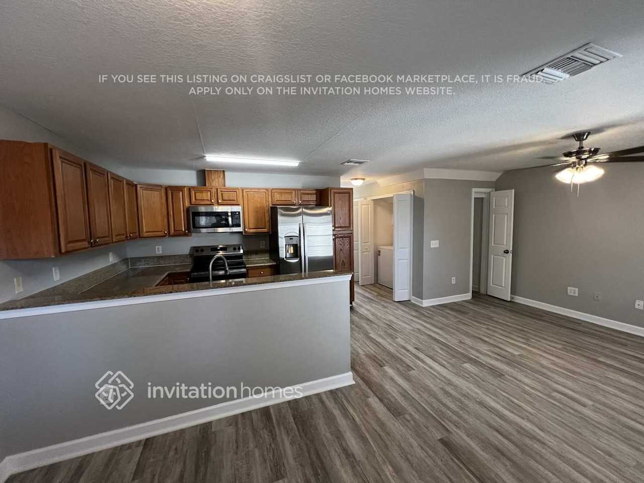 102 Carol Susan Ln - Photo 6 of 24