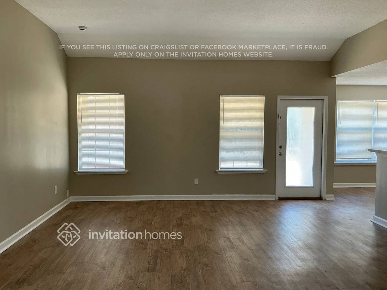 7041 Vida Ln - Photo 5 of 25