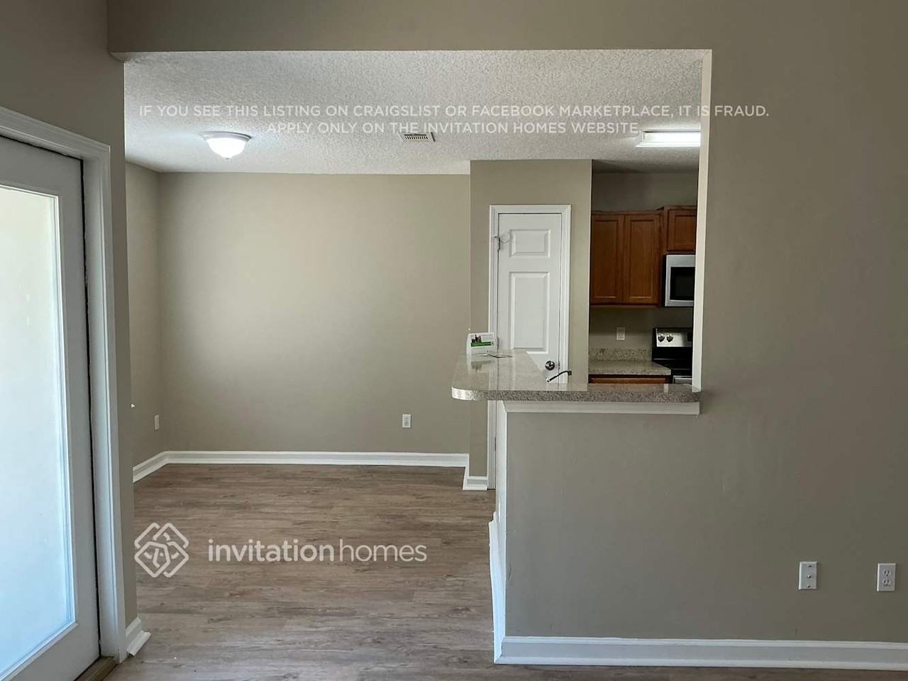 7041 Vida Ln - Photo 7 of 25