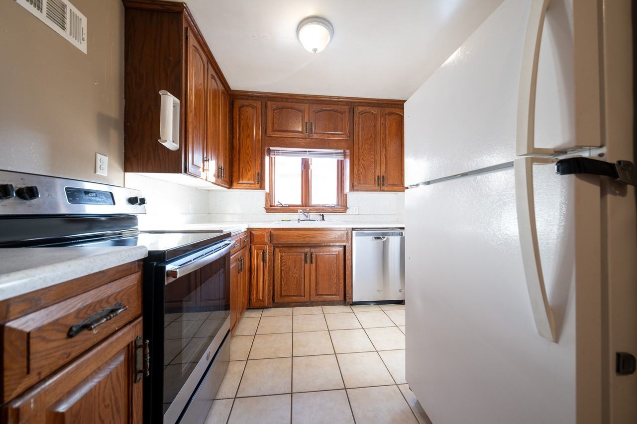 5922 Portland Ave #1 - Photo 7 of 27