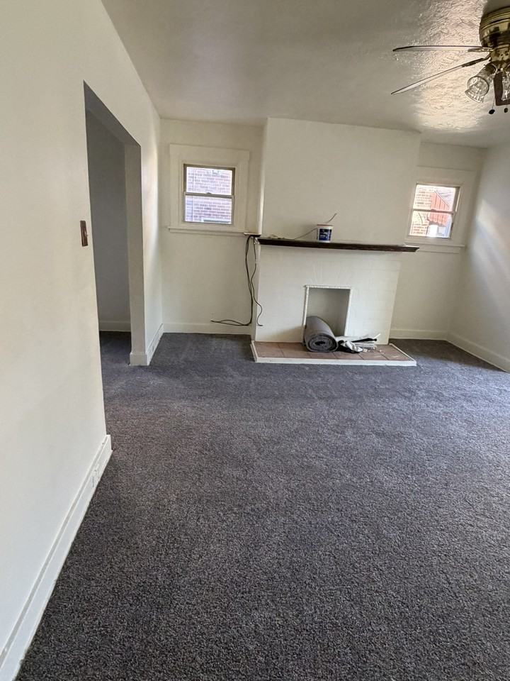 3817 Brighton Rd #3819 - Photo 4 of 12