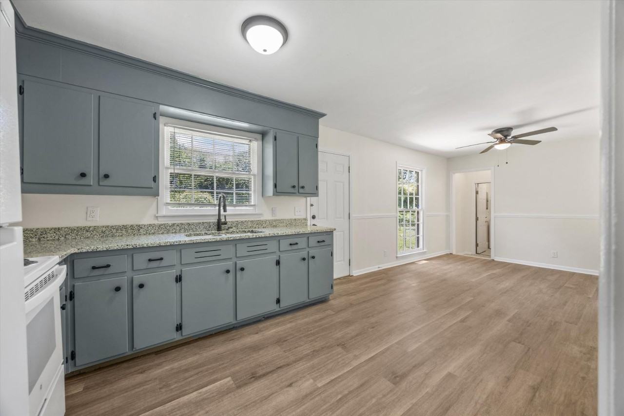 2111 Shady Lane Cir Nw - Photo 7 of 20