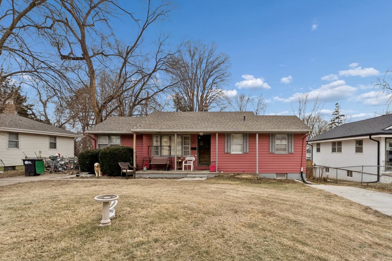 4525 Saratoga St - Photo 2 of 2