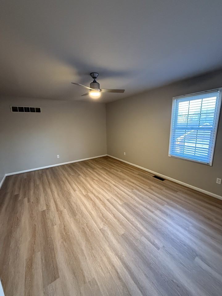 101 Chippendale Ct #101 - Photo 5 of 10