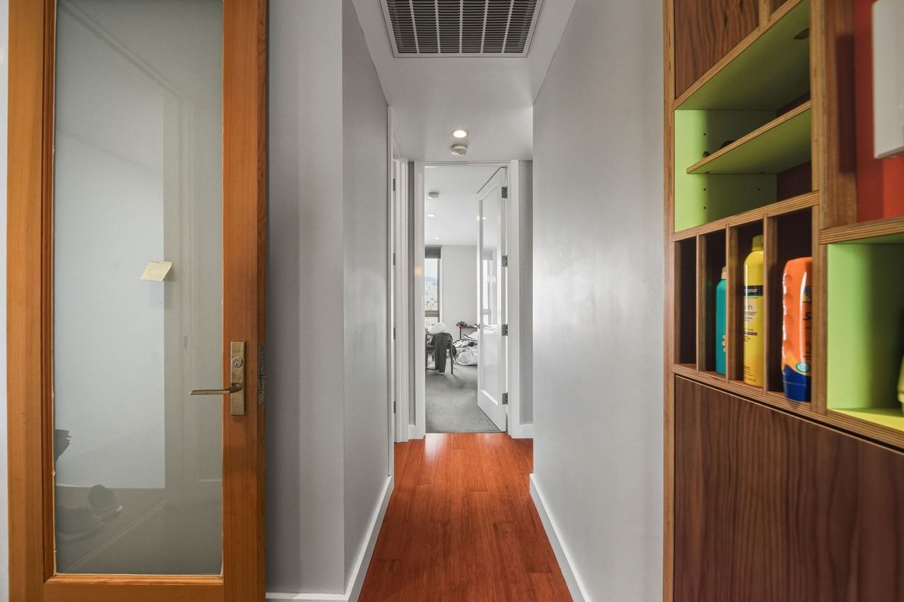 26 Winfield St #1 - Photo 3 of 24