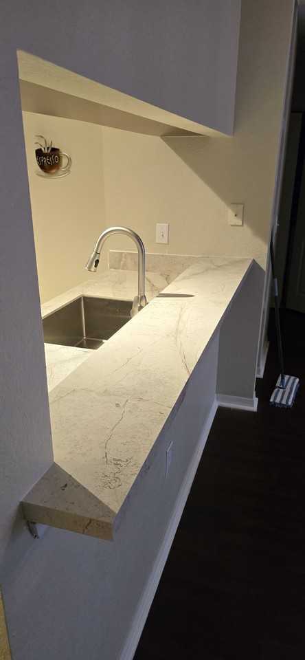 1064 N Tamiami Trl - Photo 4 of 30