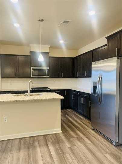 352 Abbots Mill Dr #1 - Photo 2 of 27