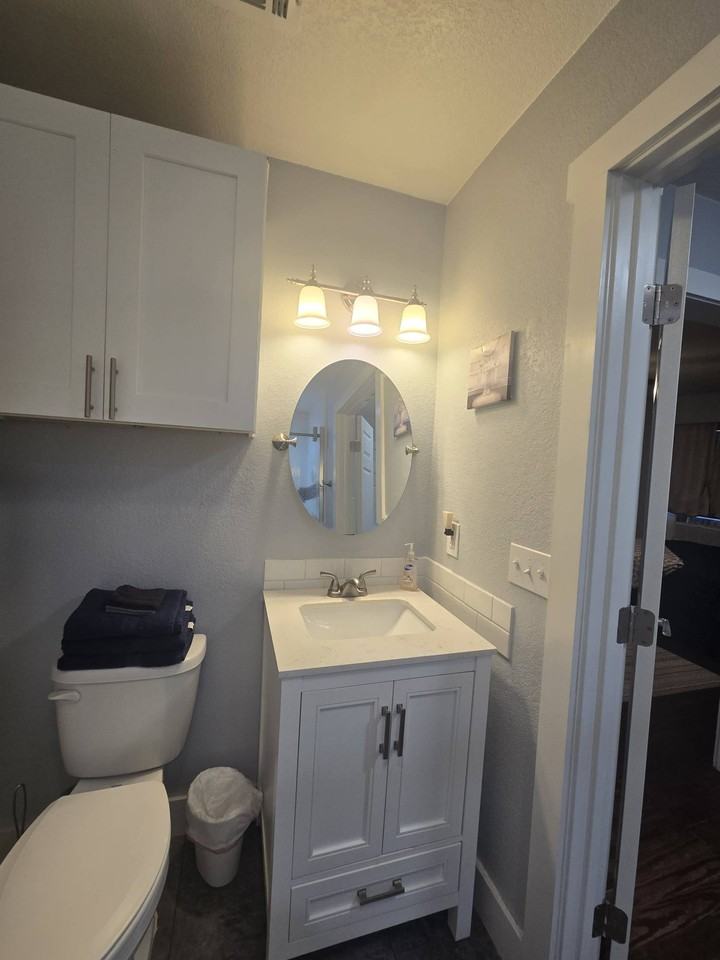 1305 N Main St #1 - Photo 4 of 12