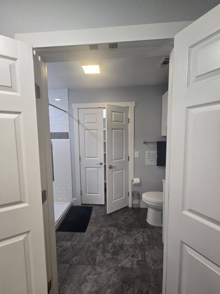 1305 N Main St #1 - Photo 5 of 12