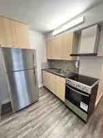 featured image of 162 Young St