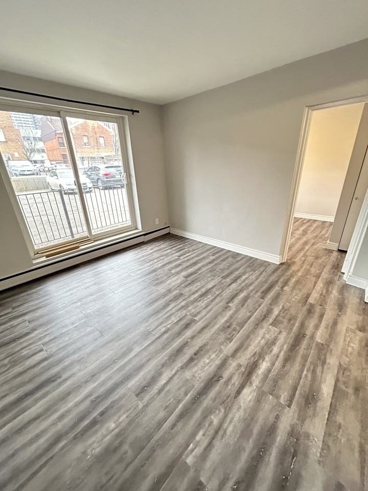 162 Young  St. Unit 3 - Photo 6 of 10