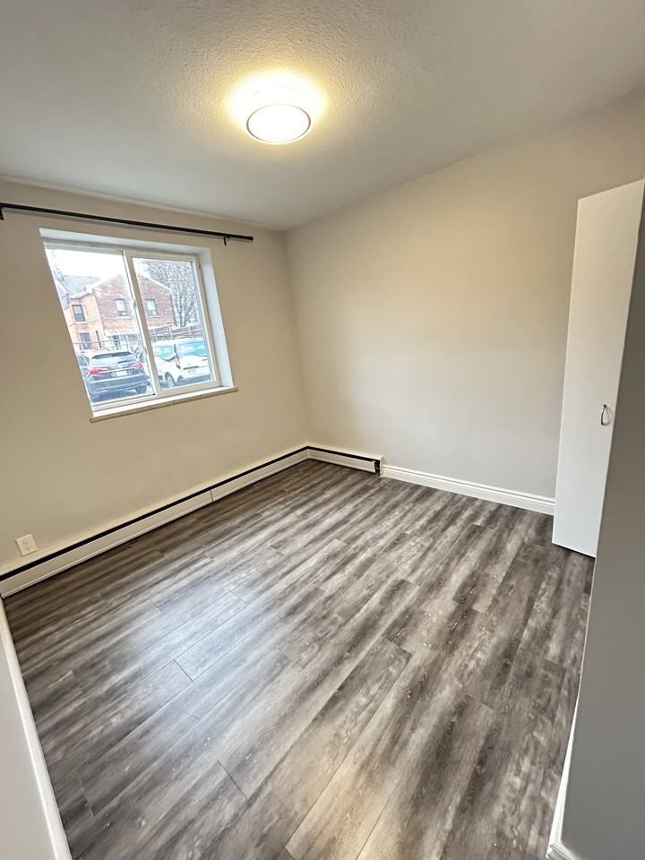 162 Young  St. Unit 3 - Photo 7 of 10