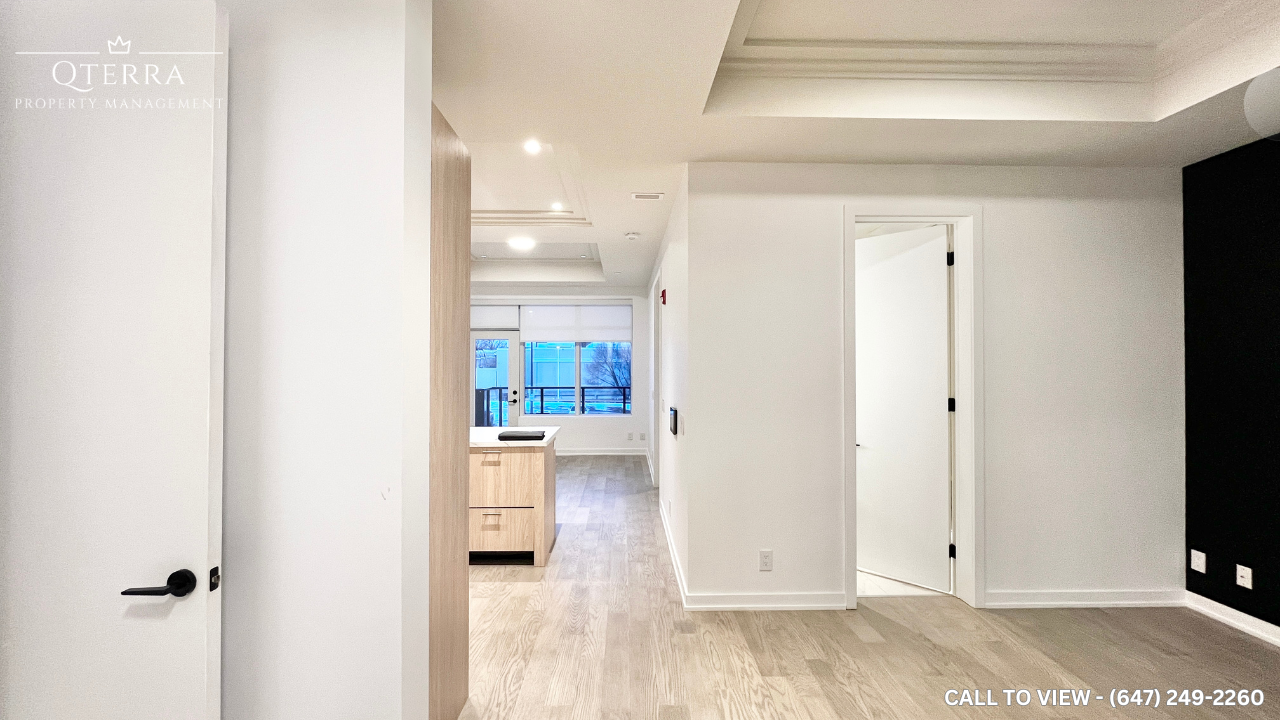 207-123 Maurice Dr, Oakville, Ontario L6K 2W6 - Photo 2 of 9