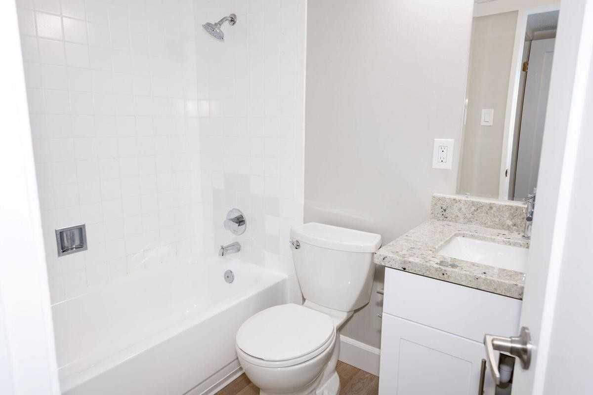 114 Sharene Ln - Photo 7 of 24