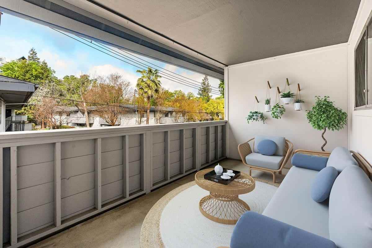 114 Sharene Ln - Photo 2 of 24