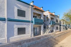 featured image of 2050 N Pantano Rd