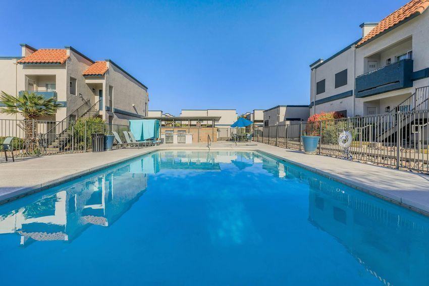 2050 N Pantano Rd - Photo 7 of 49