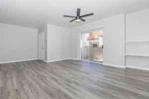 featured image of 2050 N Pantano Rd