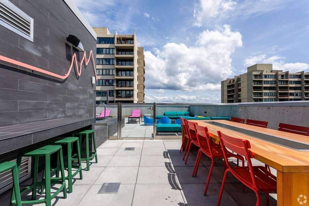 1818 Sw 4th Ave - Photo 7 of 22